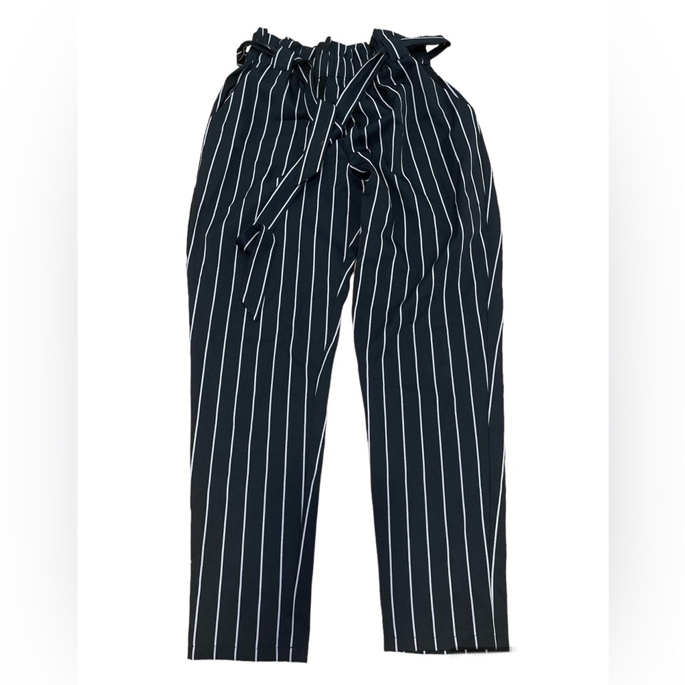 Fashion Nova black and white striped dress pants. Size S